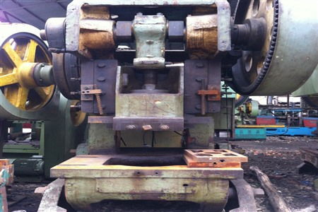 二手沖床如何選購 看精度跟速度